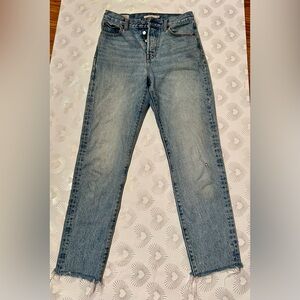 Levis Wedgie Straight Fit Sz 26
